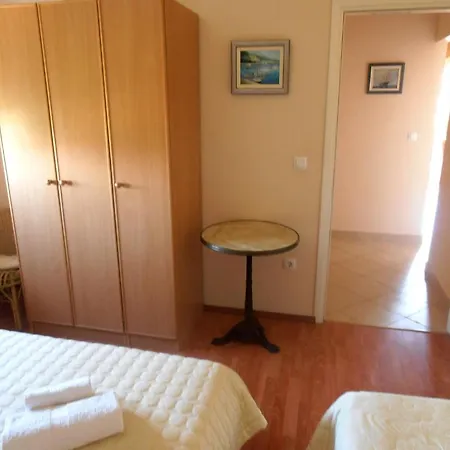Dolce Apartment *